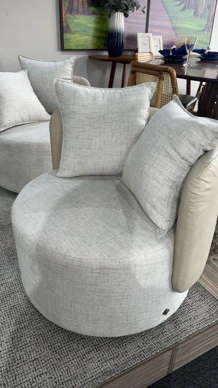 Poltronas alta linha móveis - no plástico 