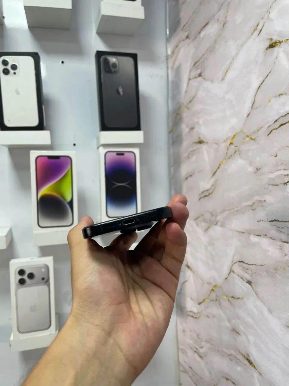 iPhone 16 Pro - 128GB<br>?4.100,00 - Foto 3