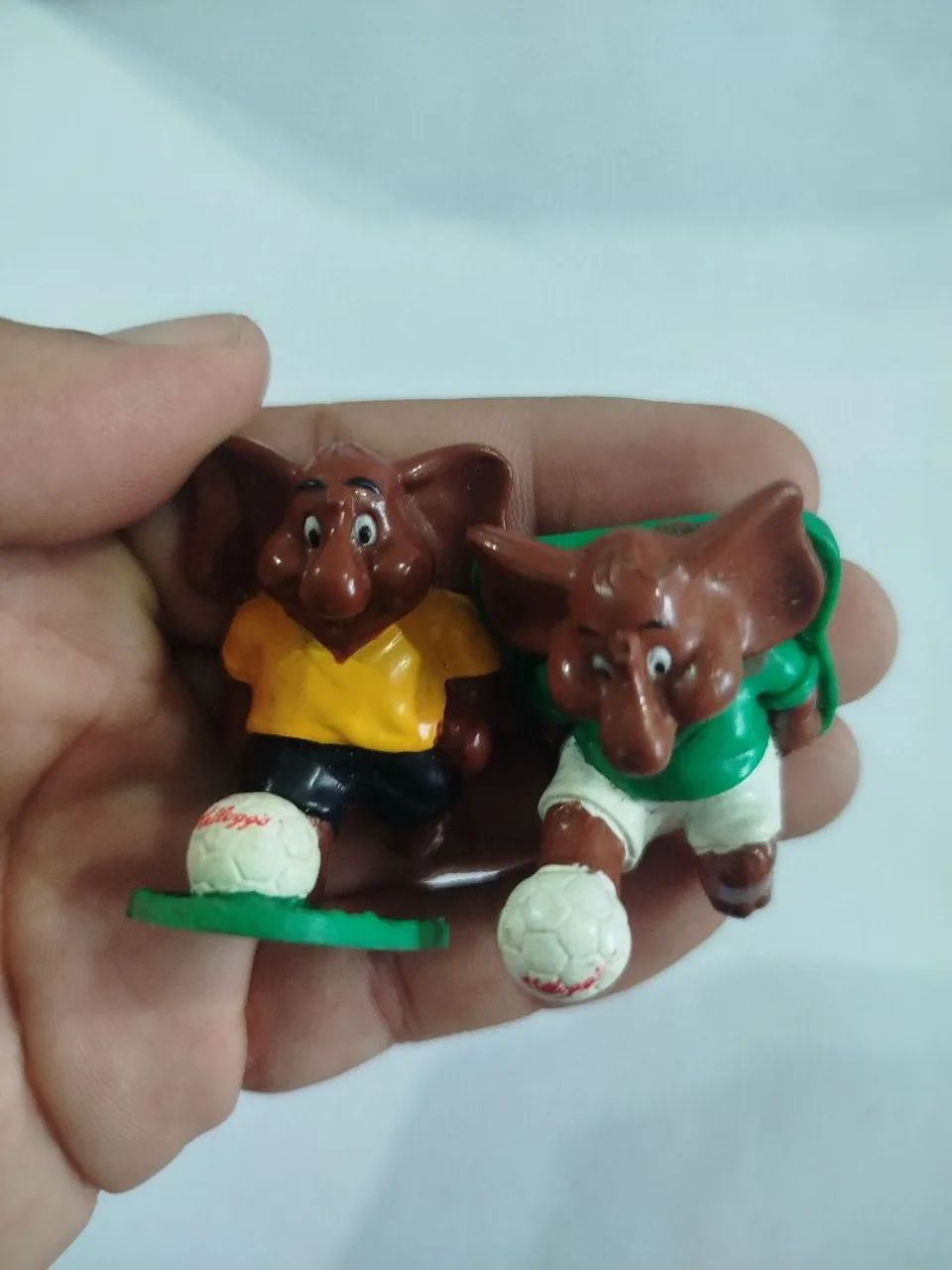 Lote com 2 colecionáveis Kellogg's. - Foto 3