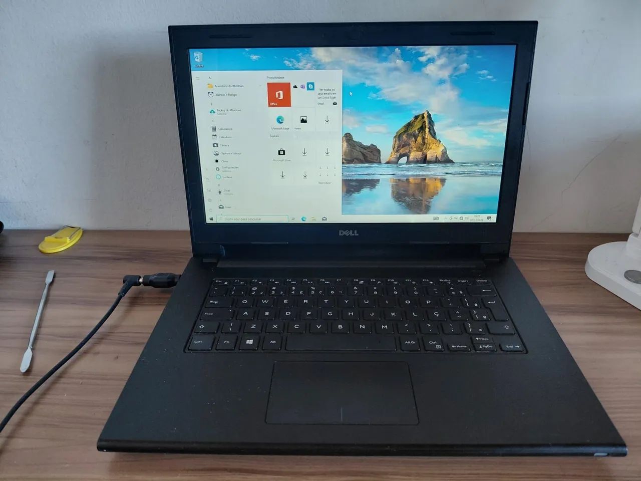 Notebook Dell i3 impecável 