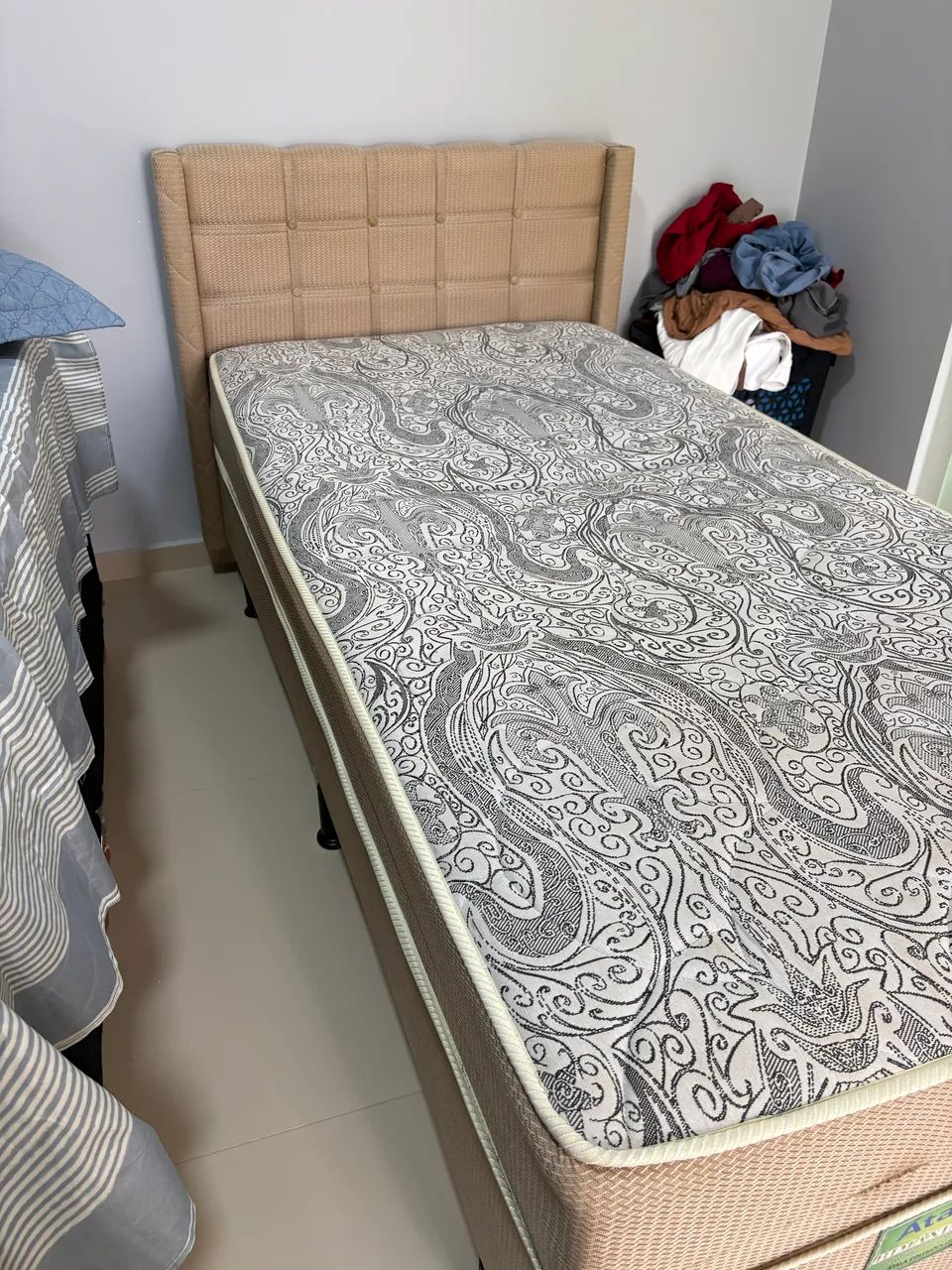 Cama Bi-cama duas em uma em ótimo estado 