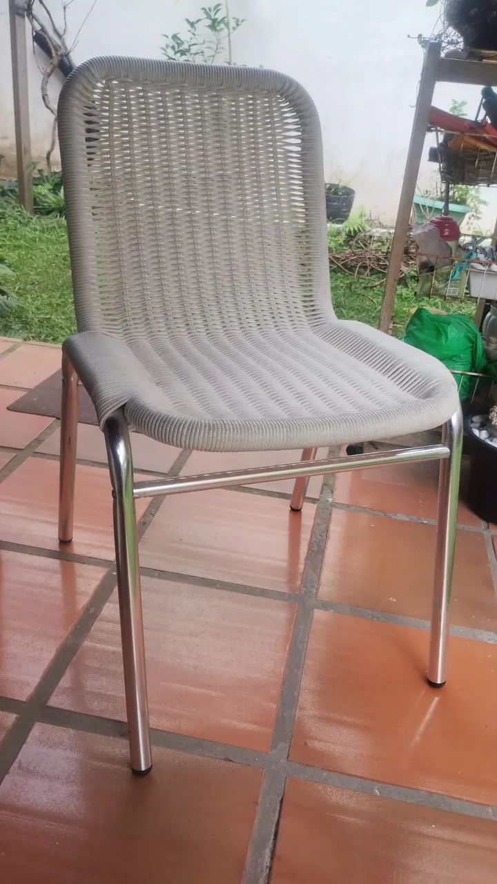 Cadeiras cromadas