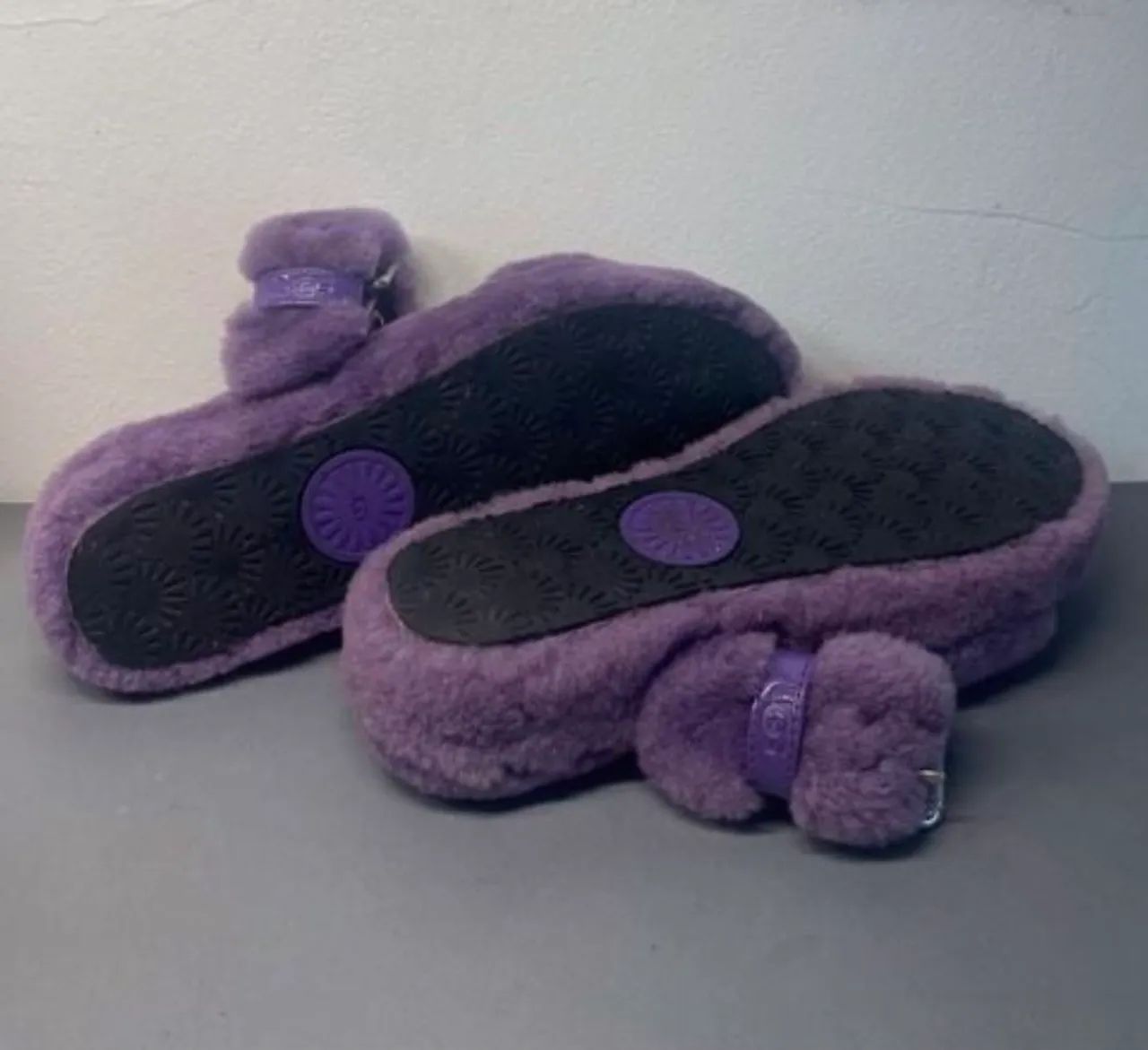 Sandália Ugg  - Foto 4