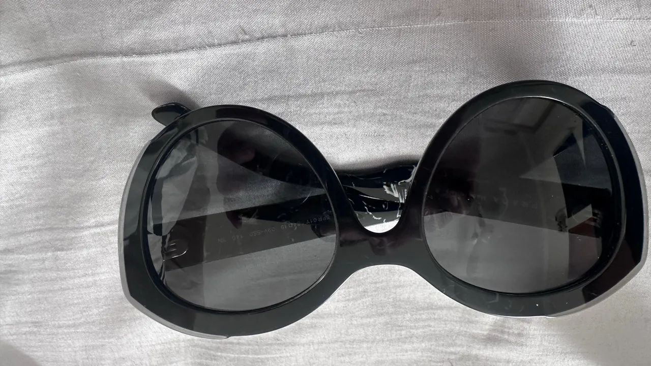 Óculos de Sol Prada Original SPR 01Y ? Preto Marmorizado, Oversized, com Estojo - Foto 2