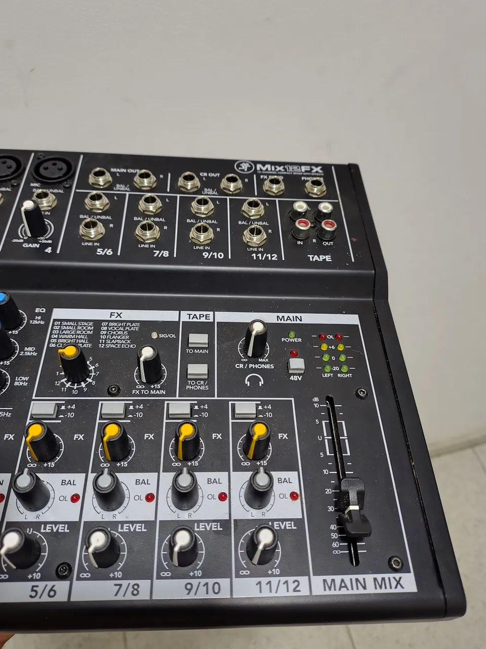 Mesa de Som MACKIE MIX12FX profissional - Foto 4