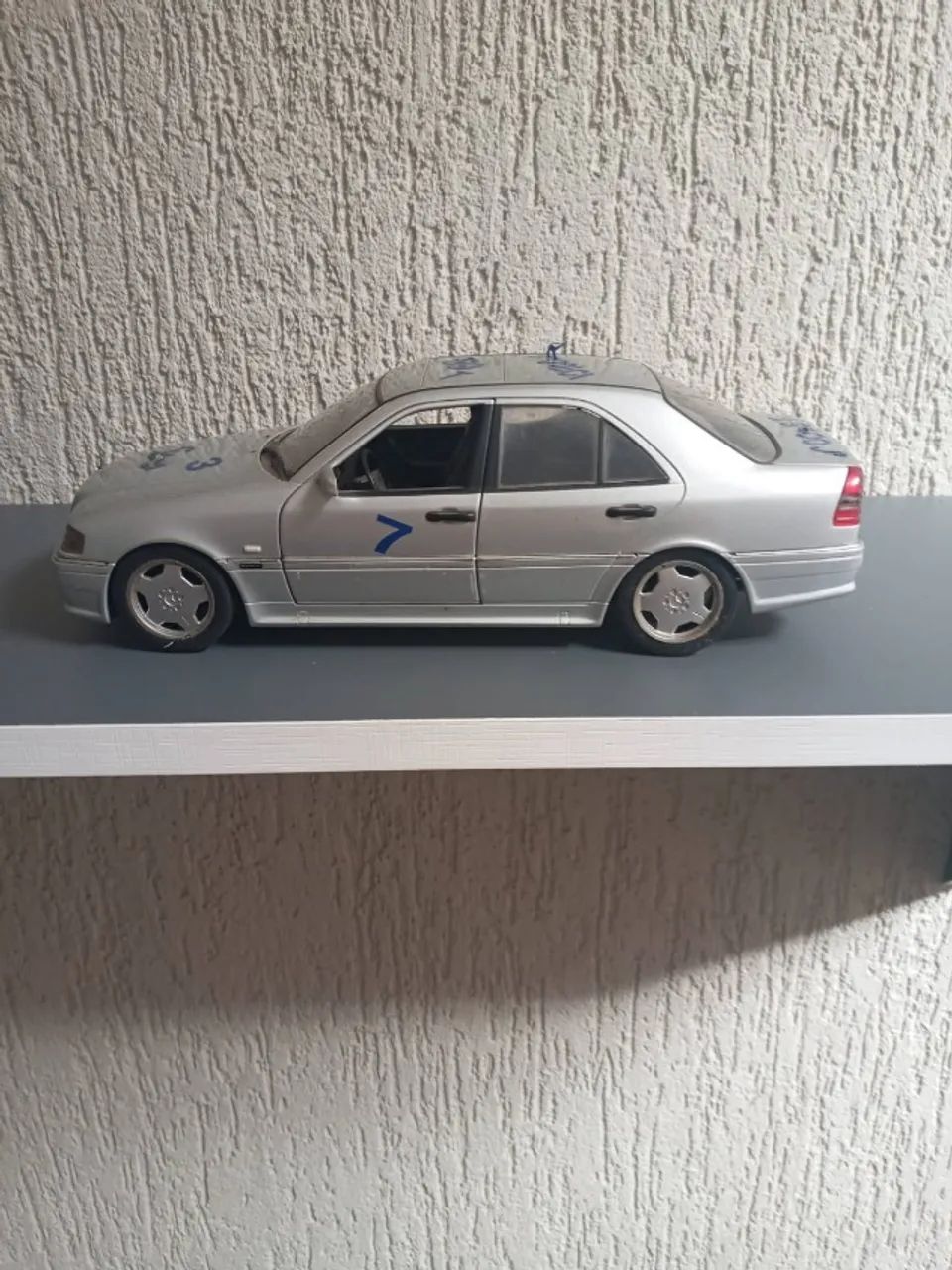 Mercedes Benz C Class ミニカー シルバー 1/18 miniatura do MERCEDES BENS C-CLASS CINZA ESCALA 1/18 maisto