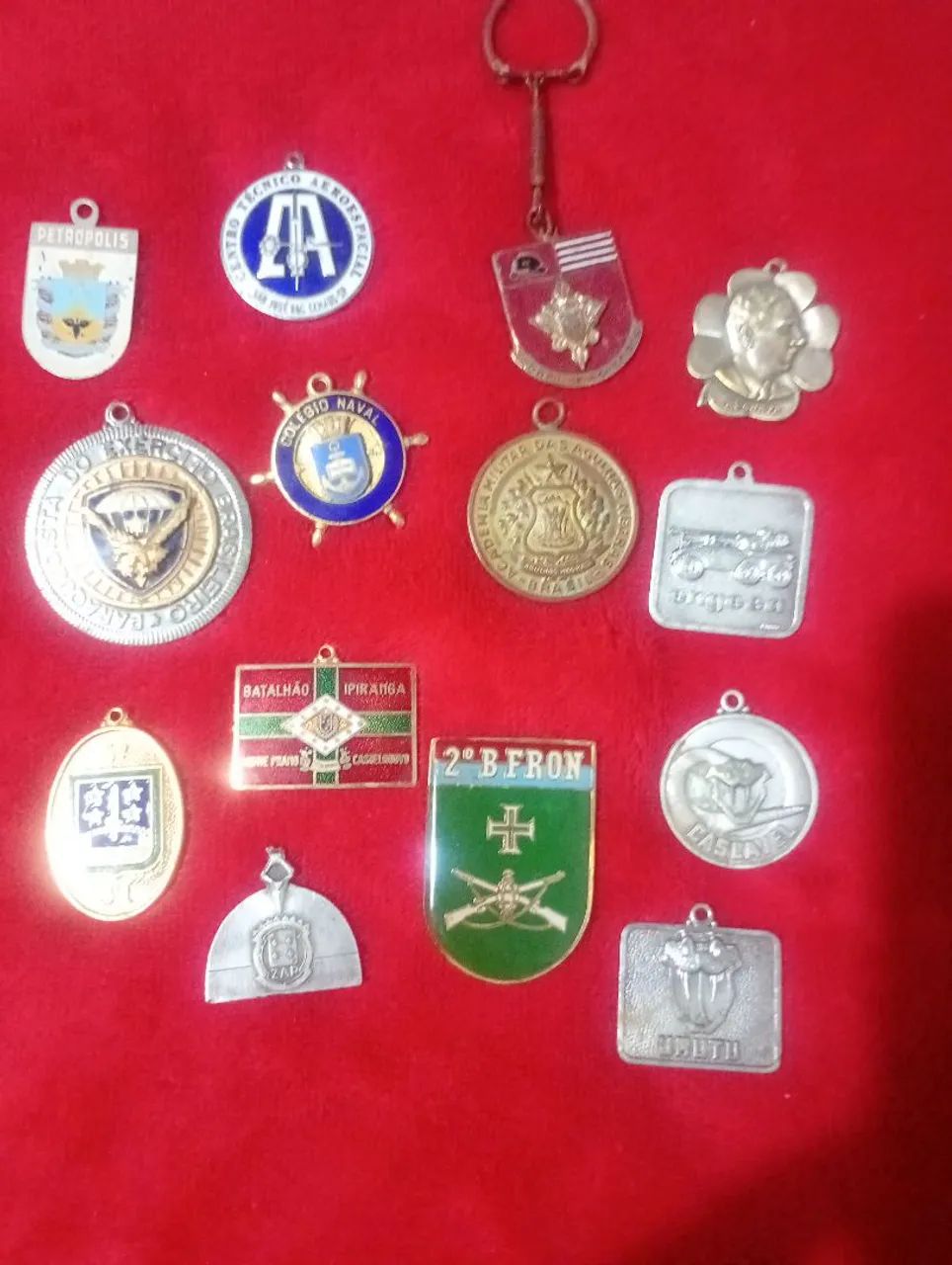 Chaveiros/Medalhas militares 