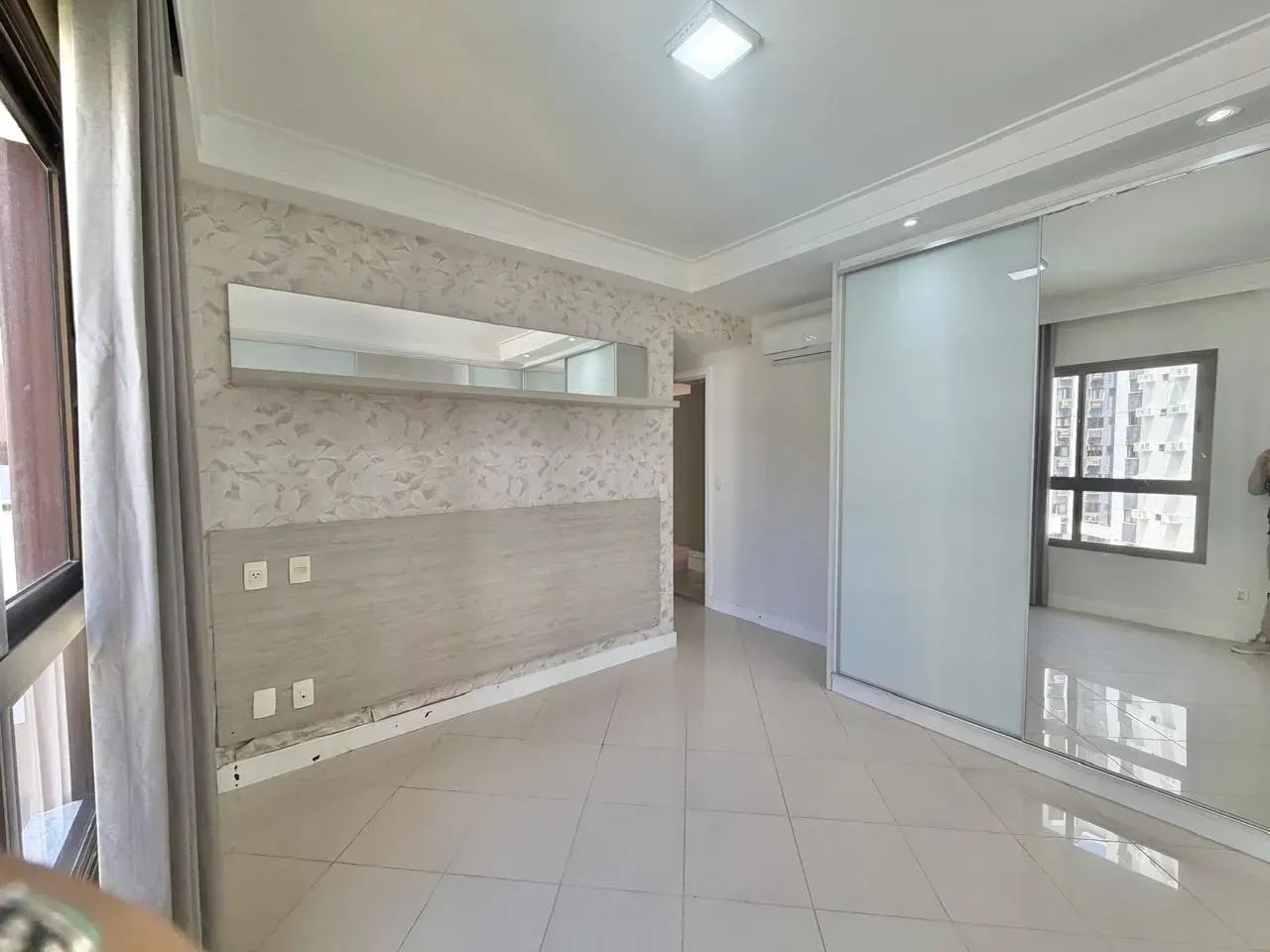 3 SUÍTES NO EDIFÍCIO JARDIM IMPERIAL NA PITUBA - Foto 4