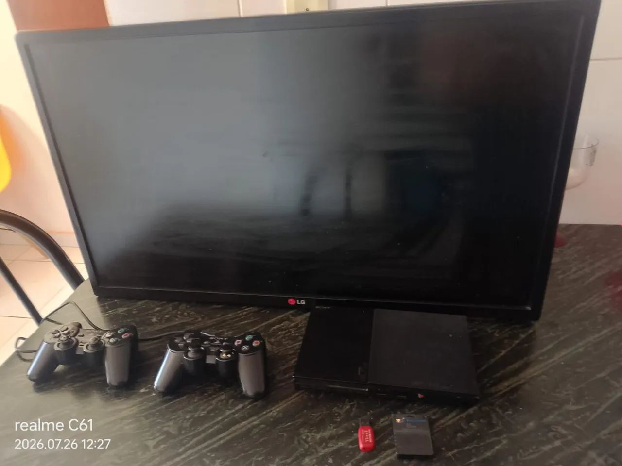 Vende-se tv e playstation 2
