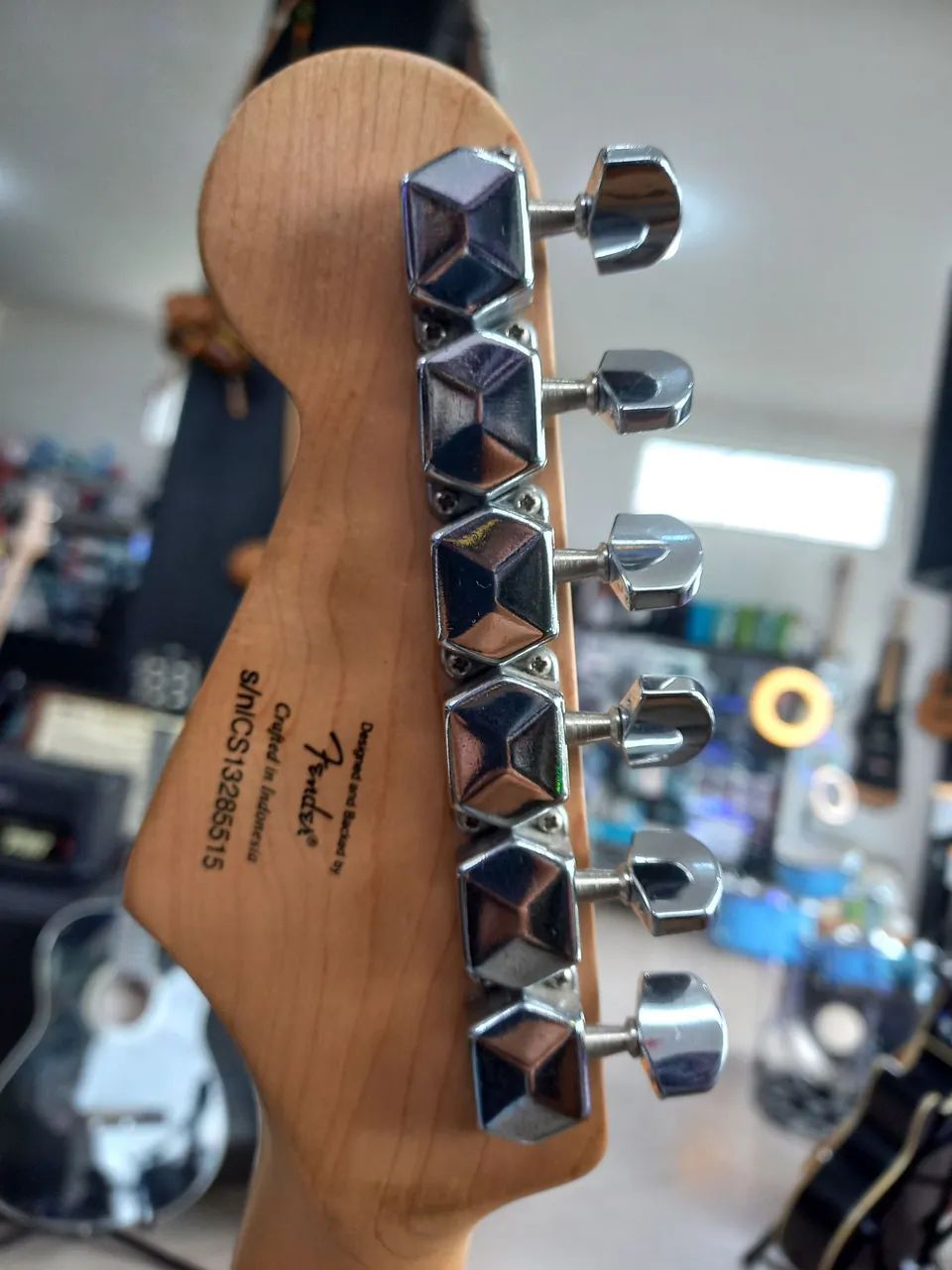 Guitarra fender Squier bullet strat - Foto 4