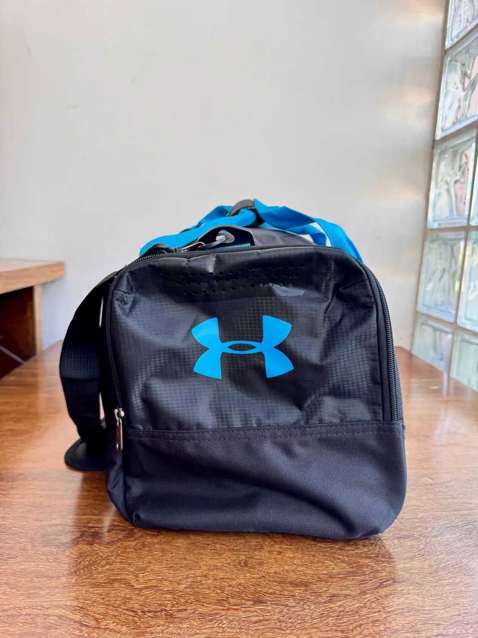 Bolsa esportiva Under Armour Preta e azul - Foto 3