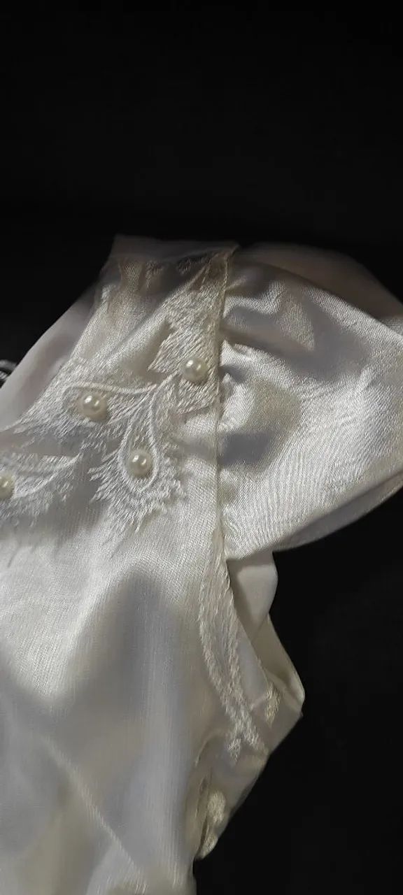 Vestido infantil branco cetim  - Foto 3