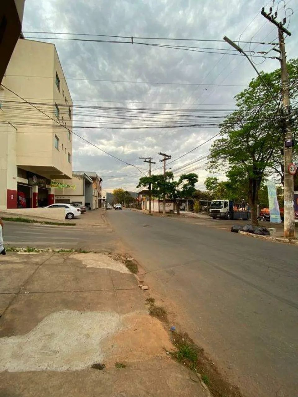 LOJA COMERCIAL DE 33M² PARA ALUGAR  CENTRO DE IBIRITÉ | River Imóveis - Foto 2
