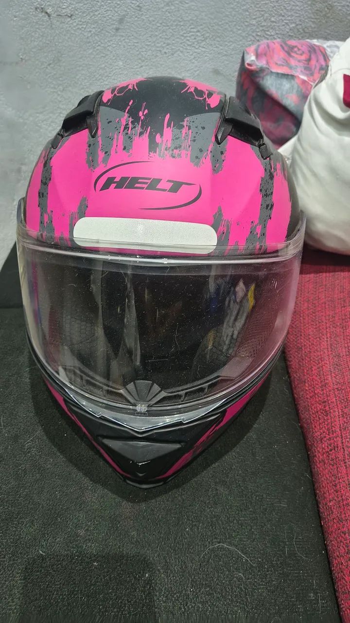 Capacete Helt em estado de zero