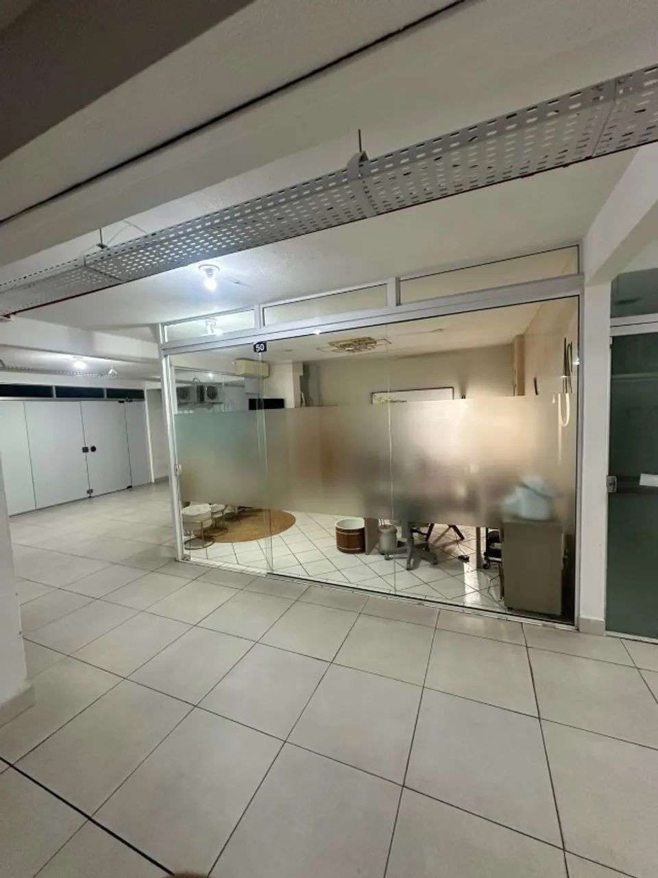 Centro Comercial Nair Vieira- Campinas-TERREO - Foto 2