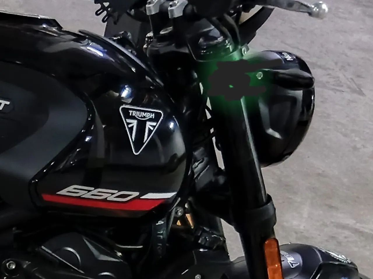 TRIUMPH TRIDENT 660 25 ESTADO DE ZERO KM - Foto 4