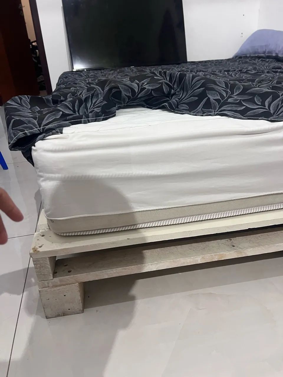 Cama King com pallets  - Foto 2