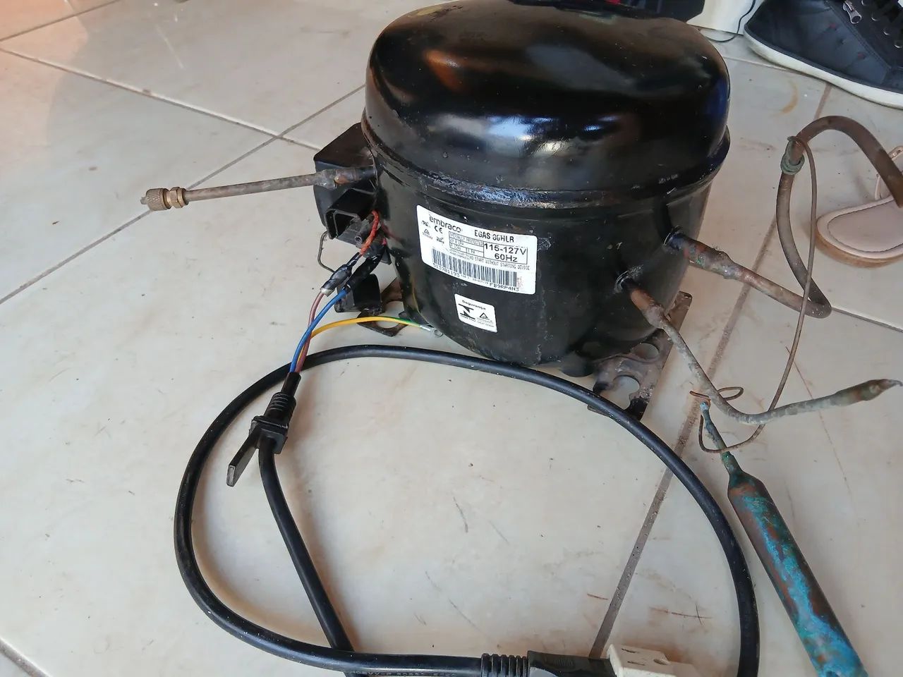 Motor geladeira Embraco 127v 60 hz - Foto 2