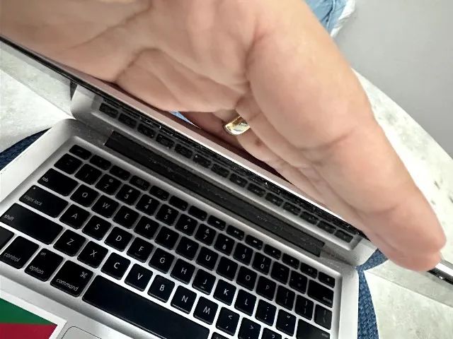 Macbook 2008 - Retirada de peças - Foto 5