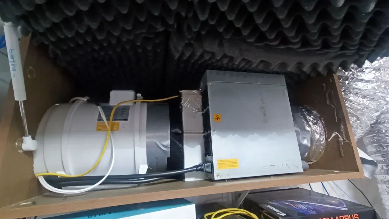 Kit Mineradoras Bitcoin - 128TH + 96TH + 95TH ? - Peças de Hardware - Rio  do Meio, Itajaí 1470411695 | OLX