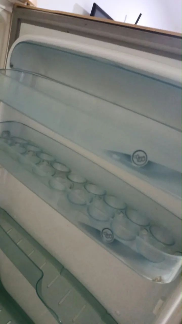 Geladeira degelo 110v
