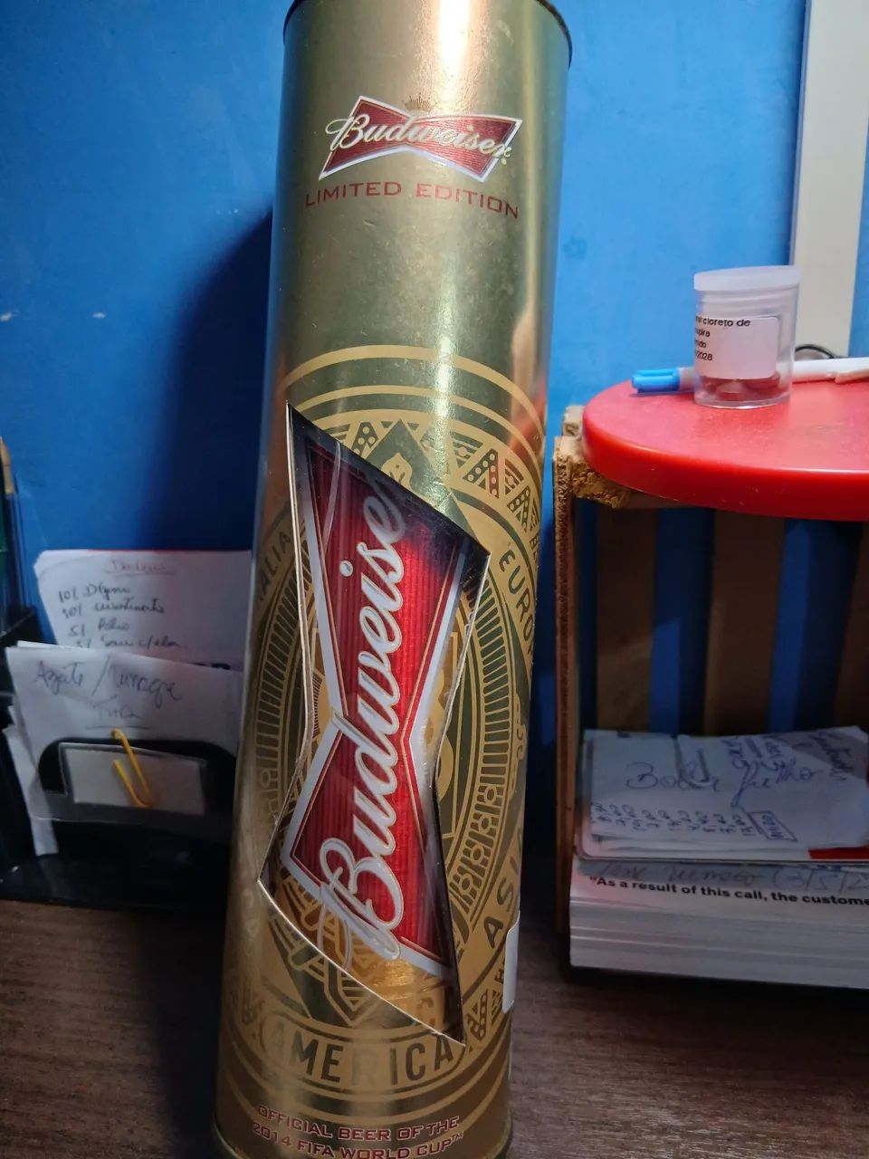 Garrafa Budweser colecionável. - Foto 2