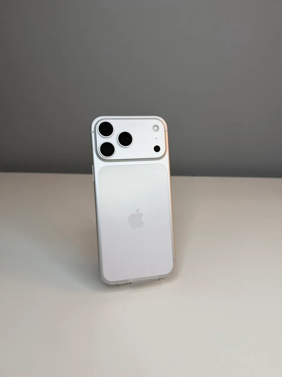 iPhone 17 pro 256gb silver - Celulares e Smartphones - Céu Azul