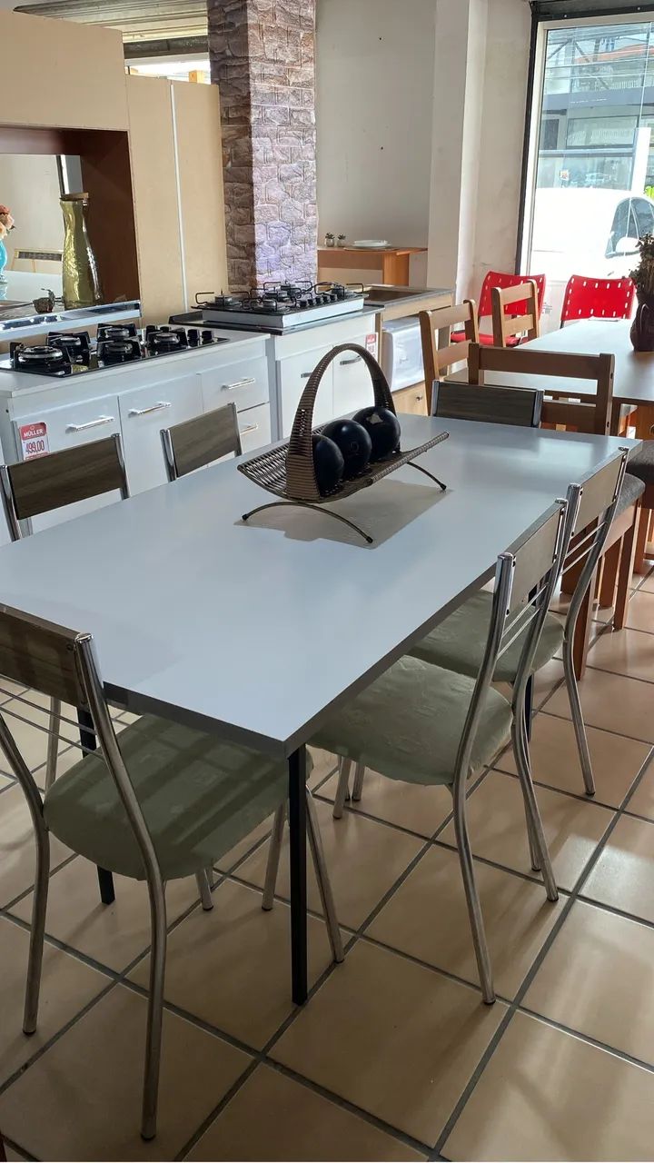 Mesa com 6 cadeiras  - Foto 4