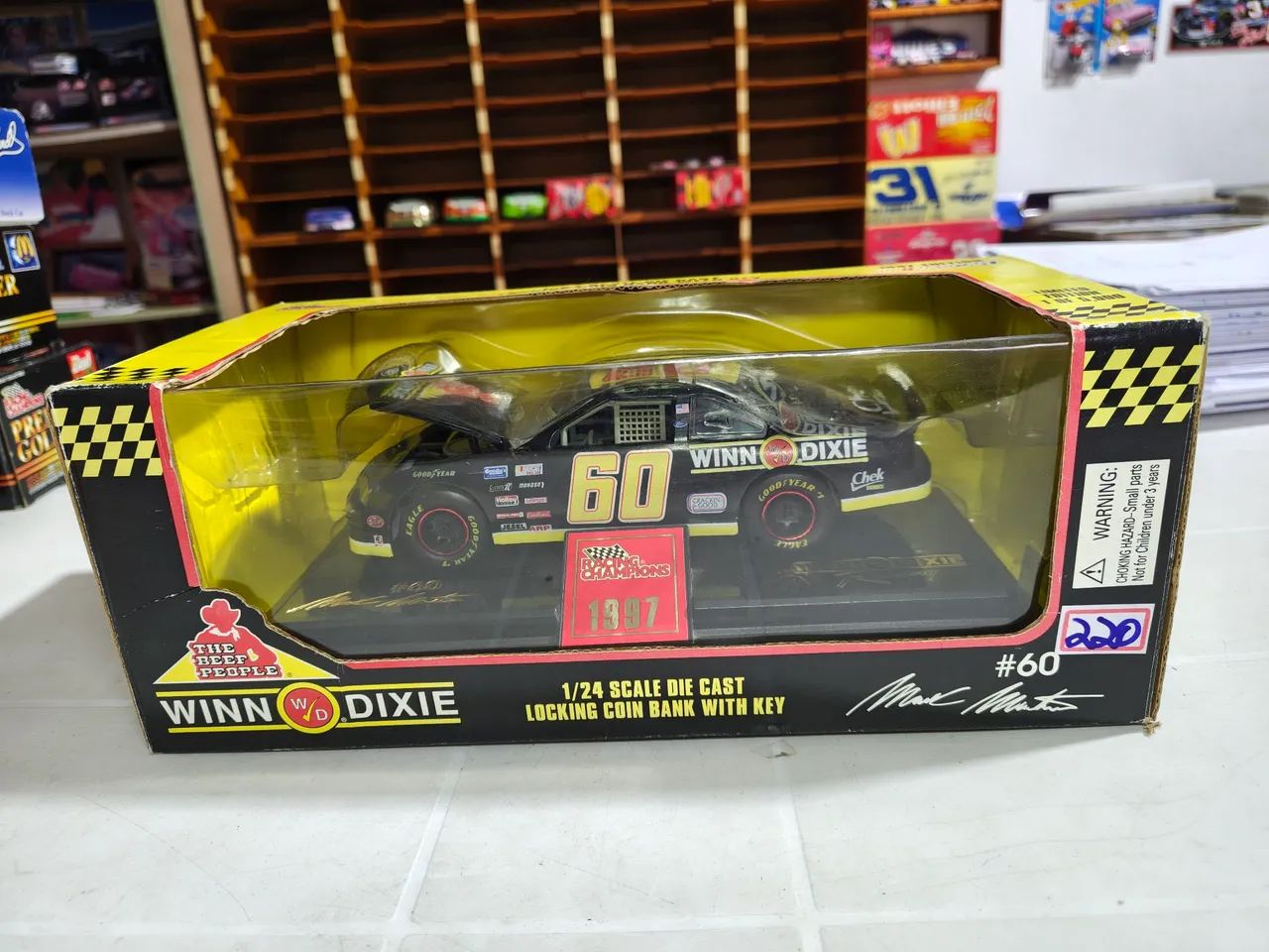 Antigo carro Nascar 1/24 