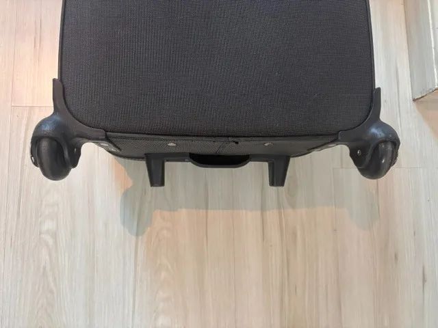 Mala de bodo Lansay Cinza - Em ótimo estado. - Foto 5