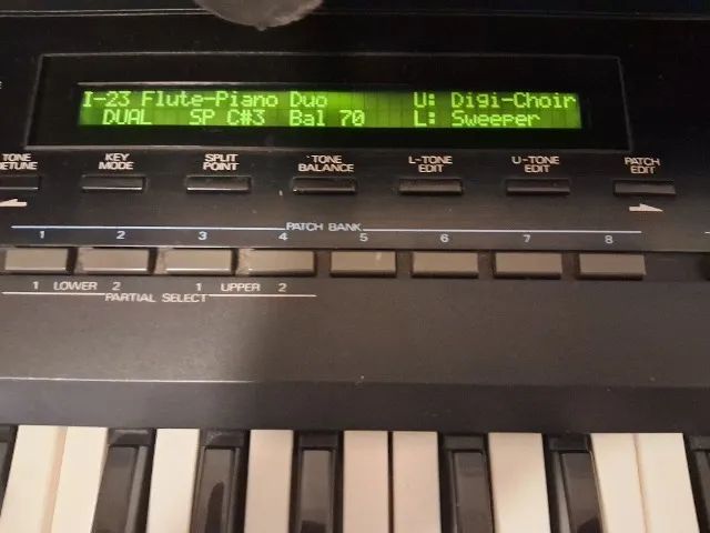 Roland ローランド PN-D50-00 Roland D50 - Instrumentos musicais - Centro, Salvador 1500943467 | OLX