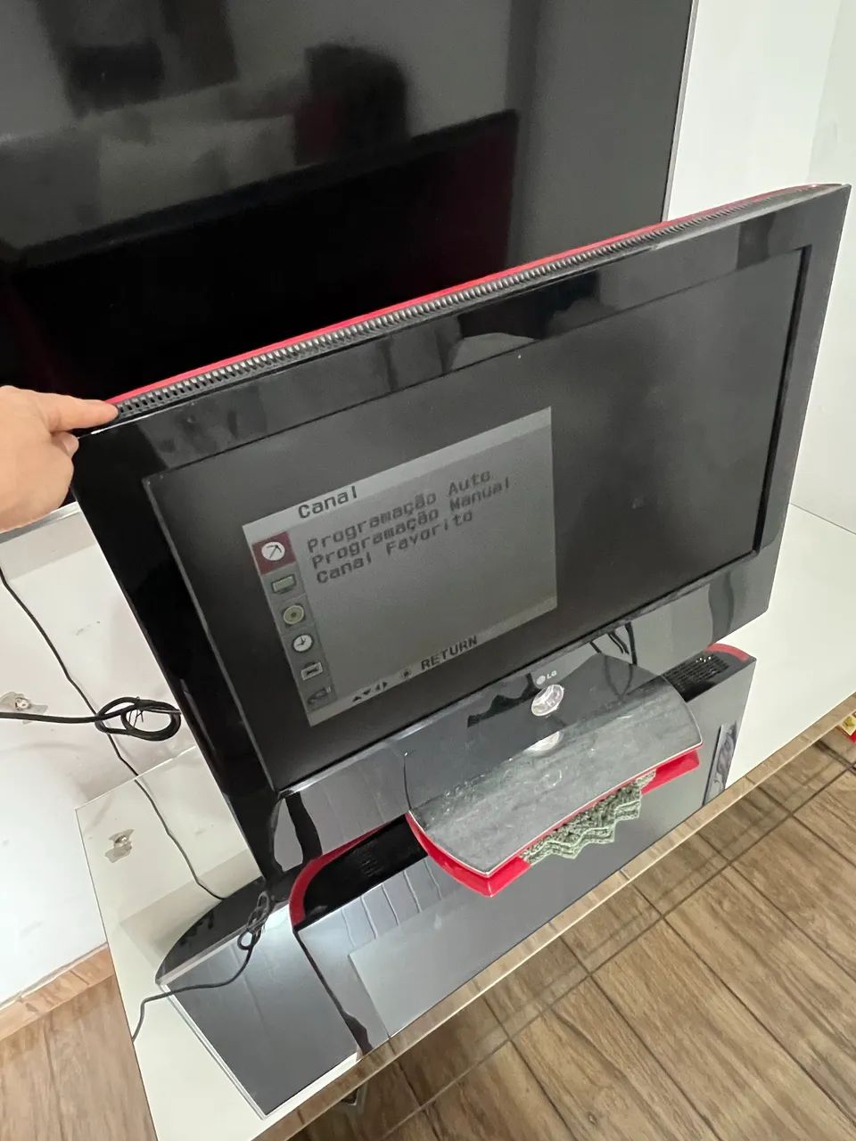 Vendo tv e suporte articulado  - Foto 4