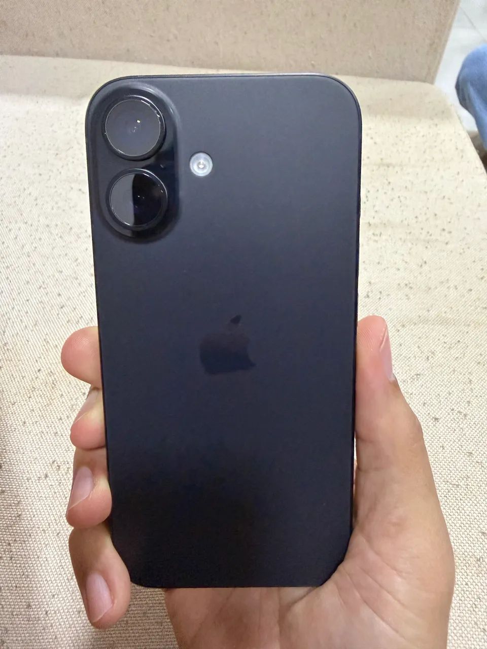 iPhone 16 128GB Preto - Impecável