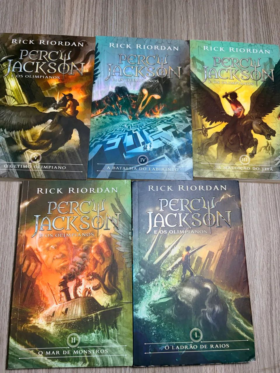 Box Livros Percy Jackson e os Olimpianos - Foto 2
