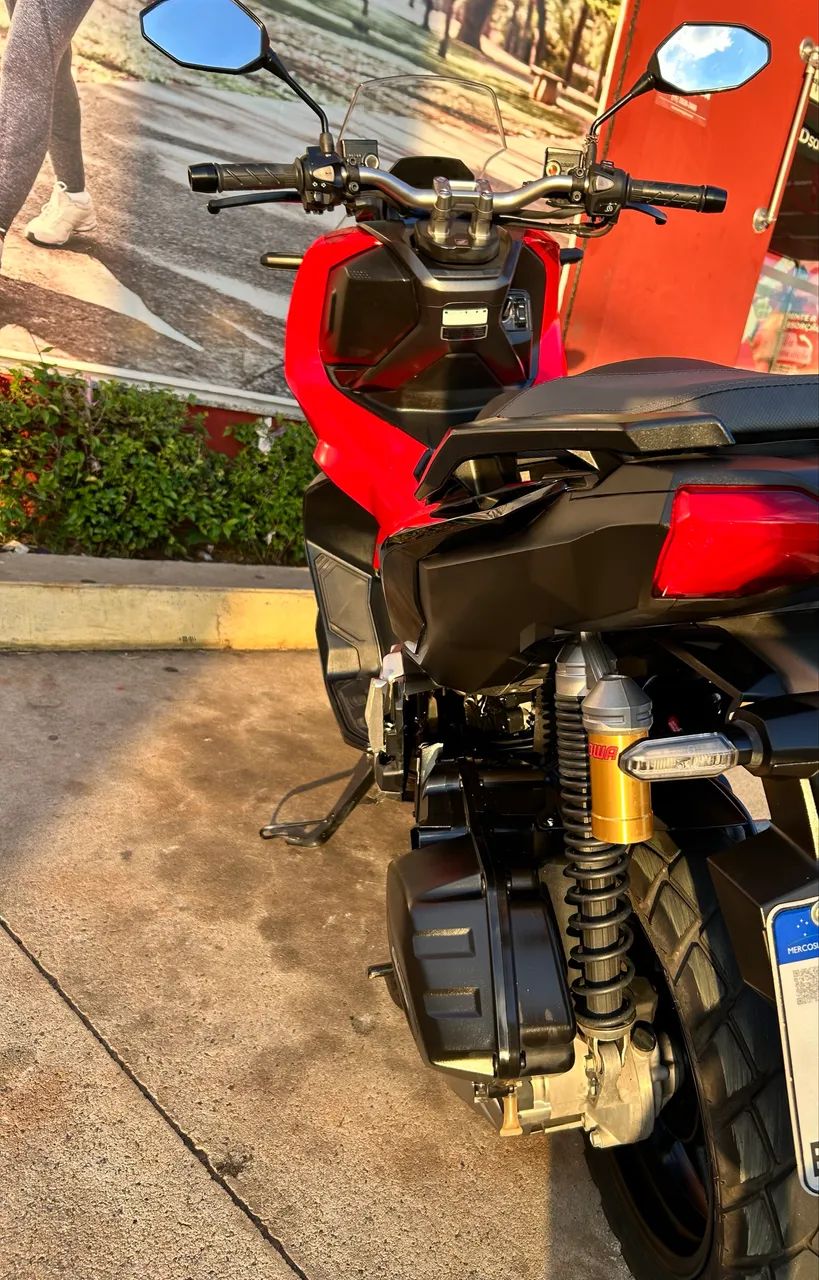 Moto ADV 150