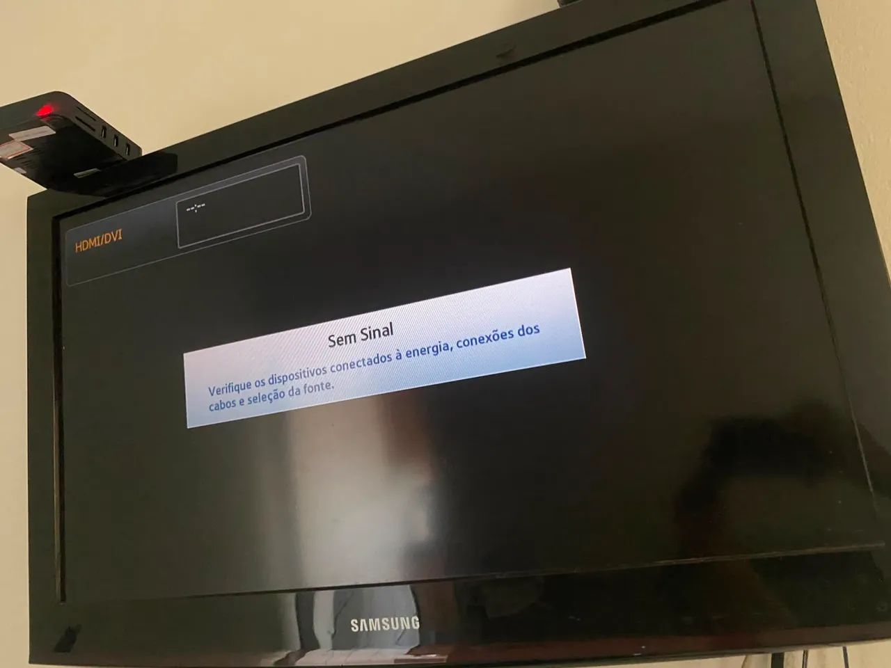 Tv  Samsung 32 pol,  não e smart,funcionando tudo  - Foto 3