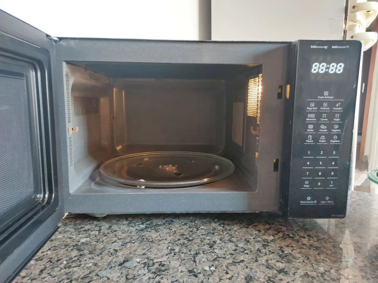 Microondas 220v  - Foto 3