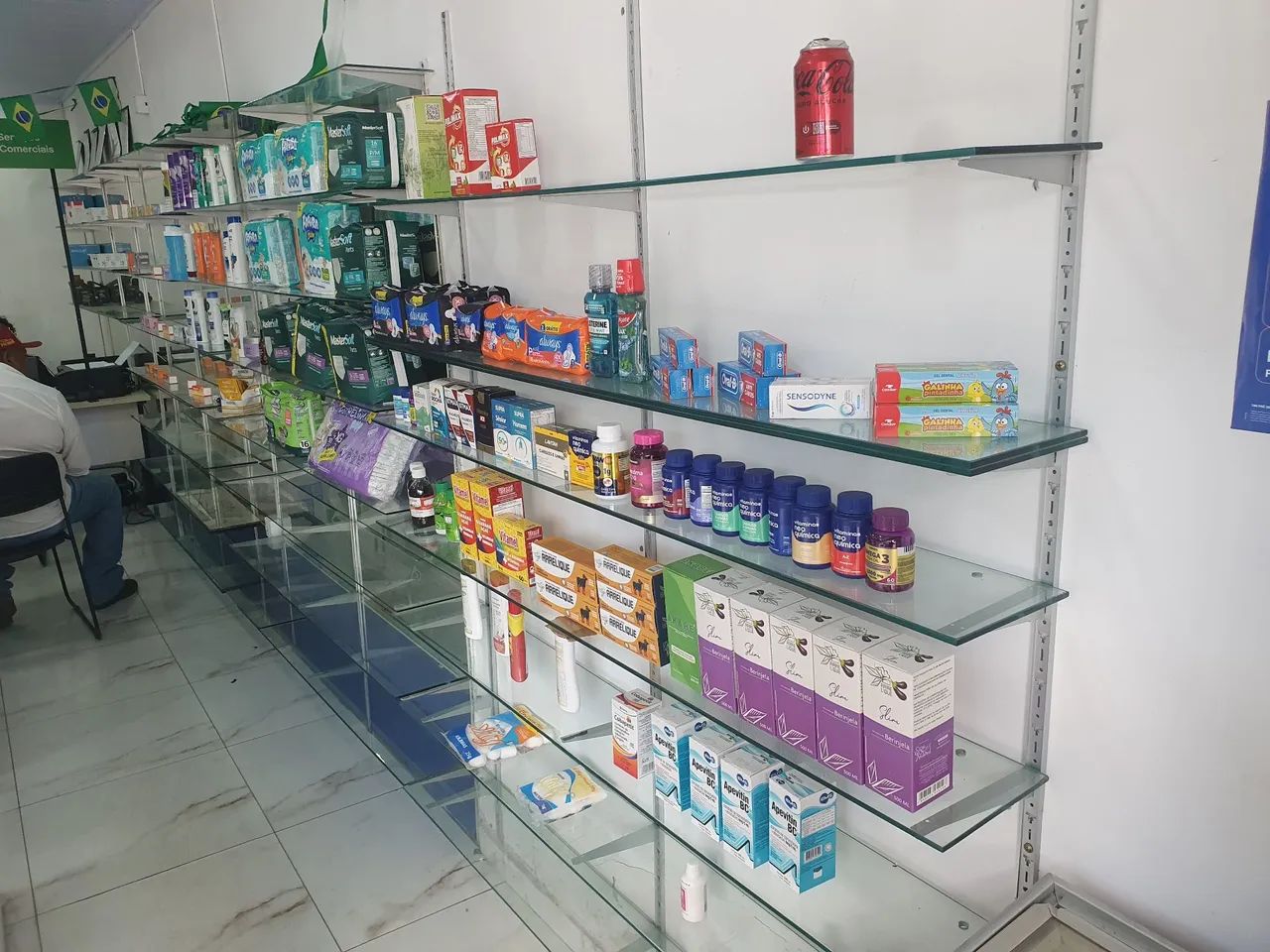 VENDO mobiliário FARMÁCIA completo! - Foto 4