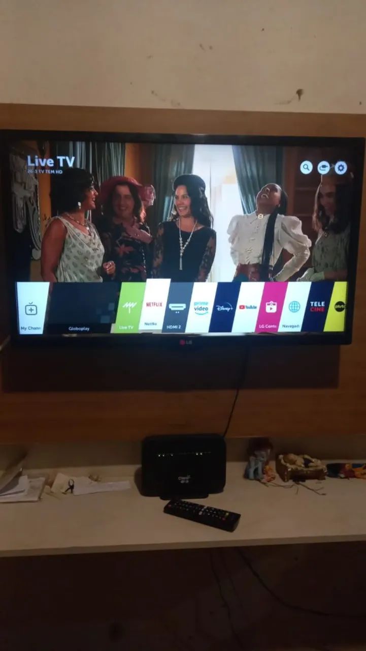 TV LG 32 Smart perfeito estado só 399