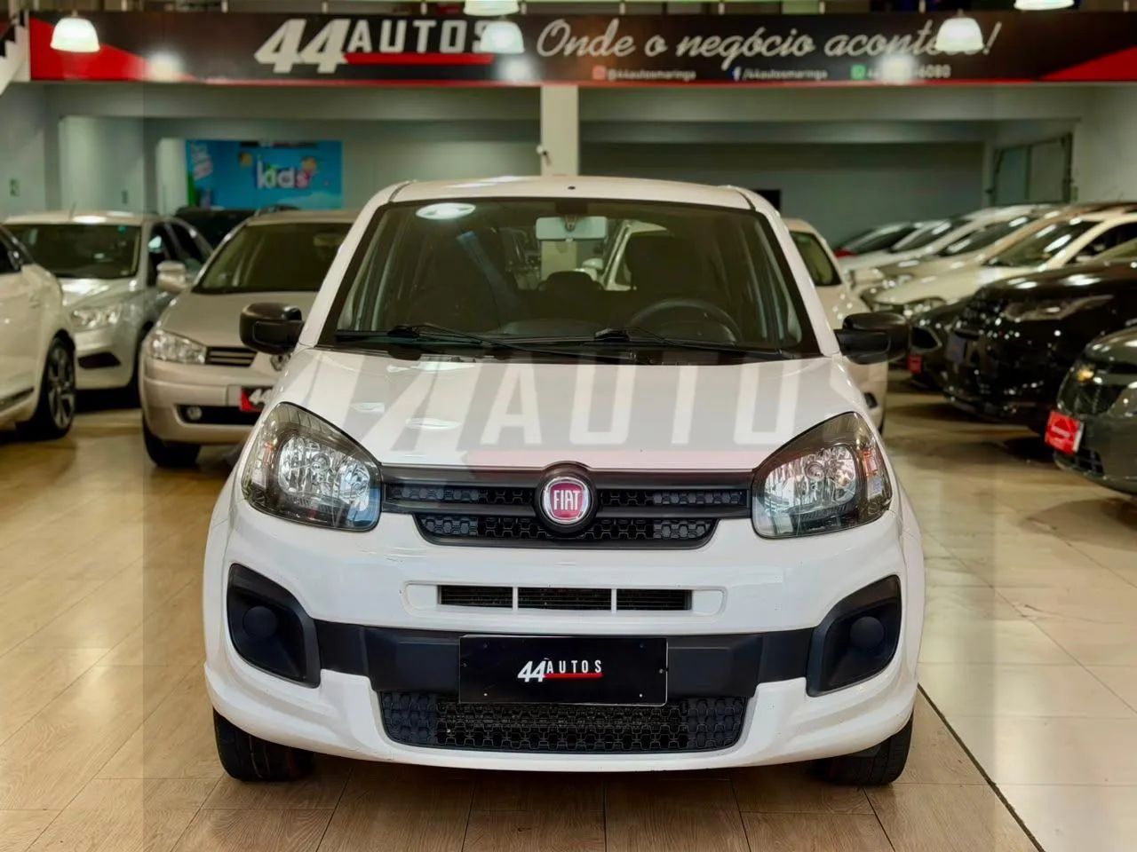 Fiat Uno Attractive 1.0 EVO Fire Flex 8V 5P 2021 - Foto 2