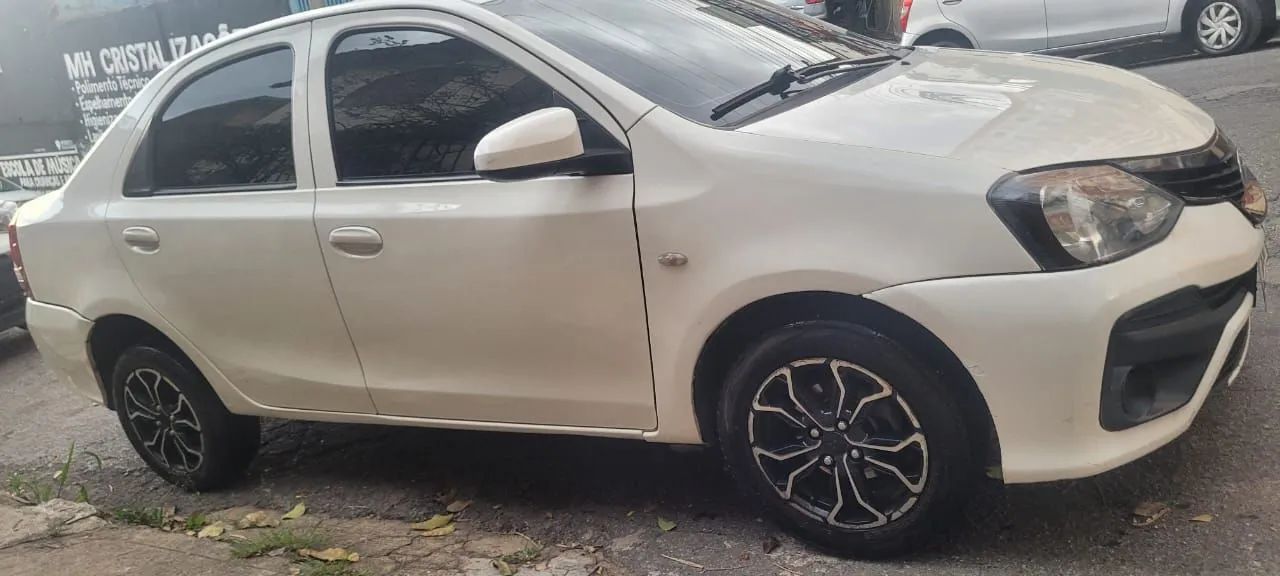 Toyota Etios ETIOS X Sedan 1.5 Flex 16V 4p Mec. 2020