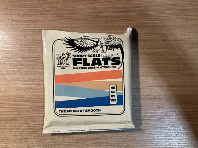 corda de baixo Ernie Ball short scale flatwound 