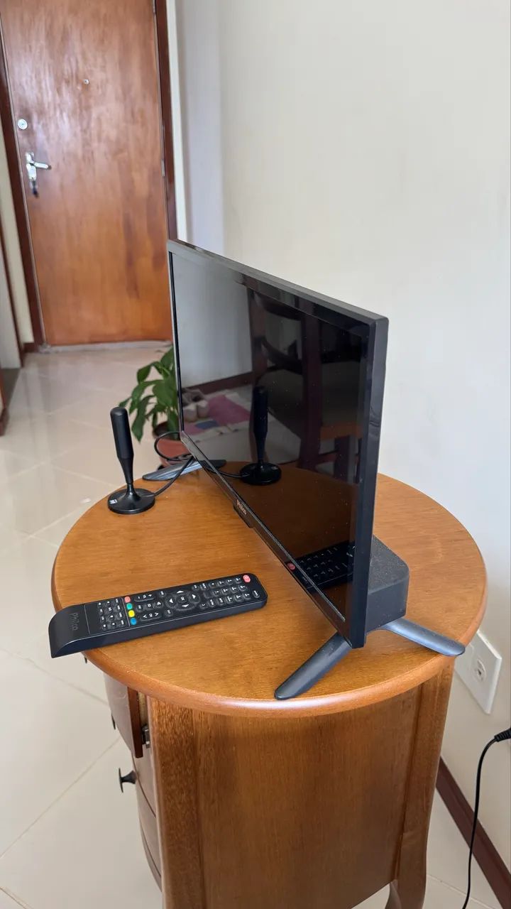 TV Philco, 20 polegadas, LED  - Foto 2