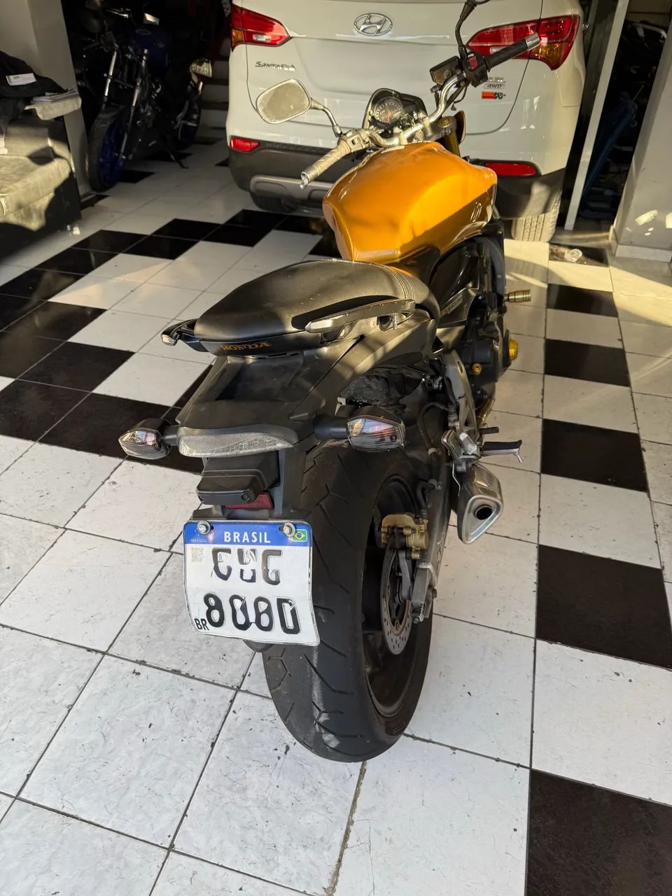 CB600F Hornet - Foto 3