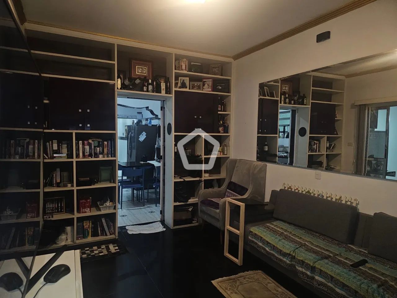 Linda casa de luxo com 5 Quartos e 243m² de Área - Foto 2