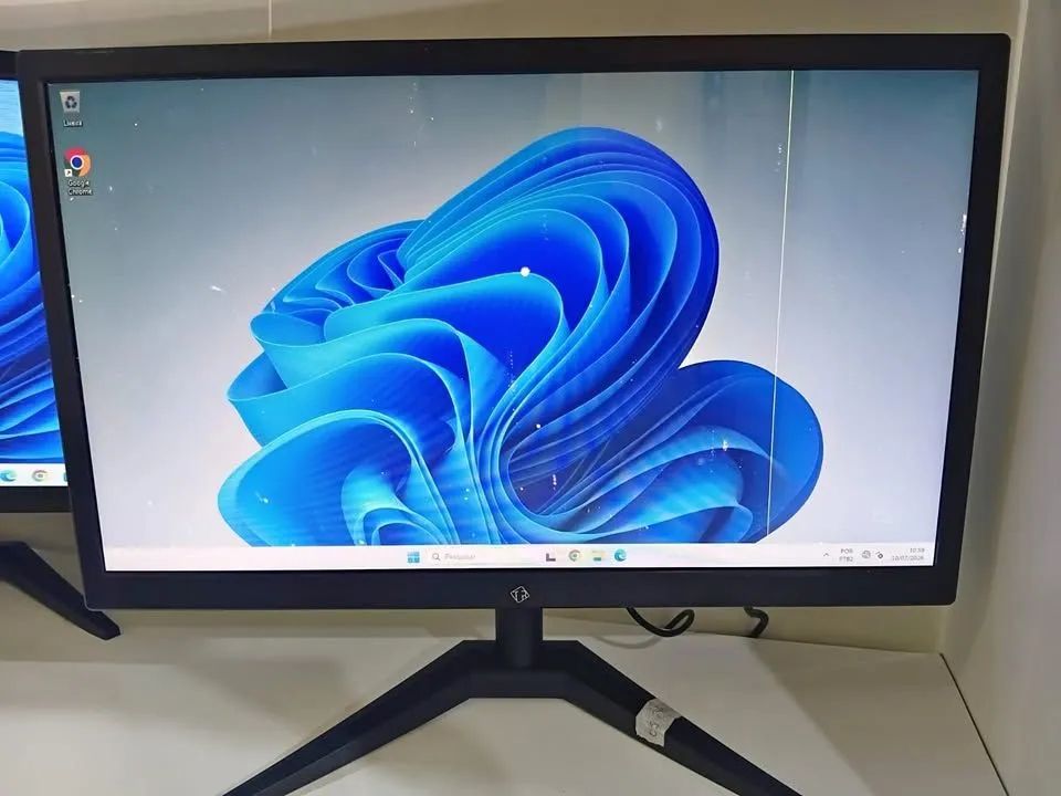 Monitor Tronos 20 polegadas 