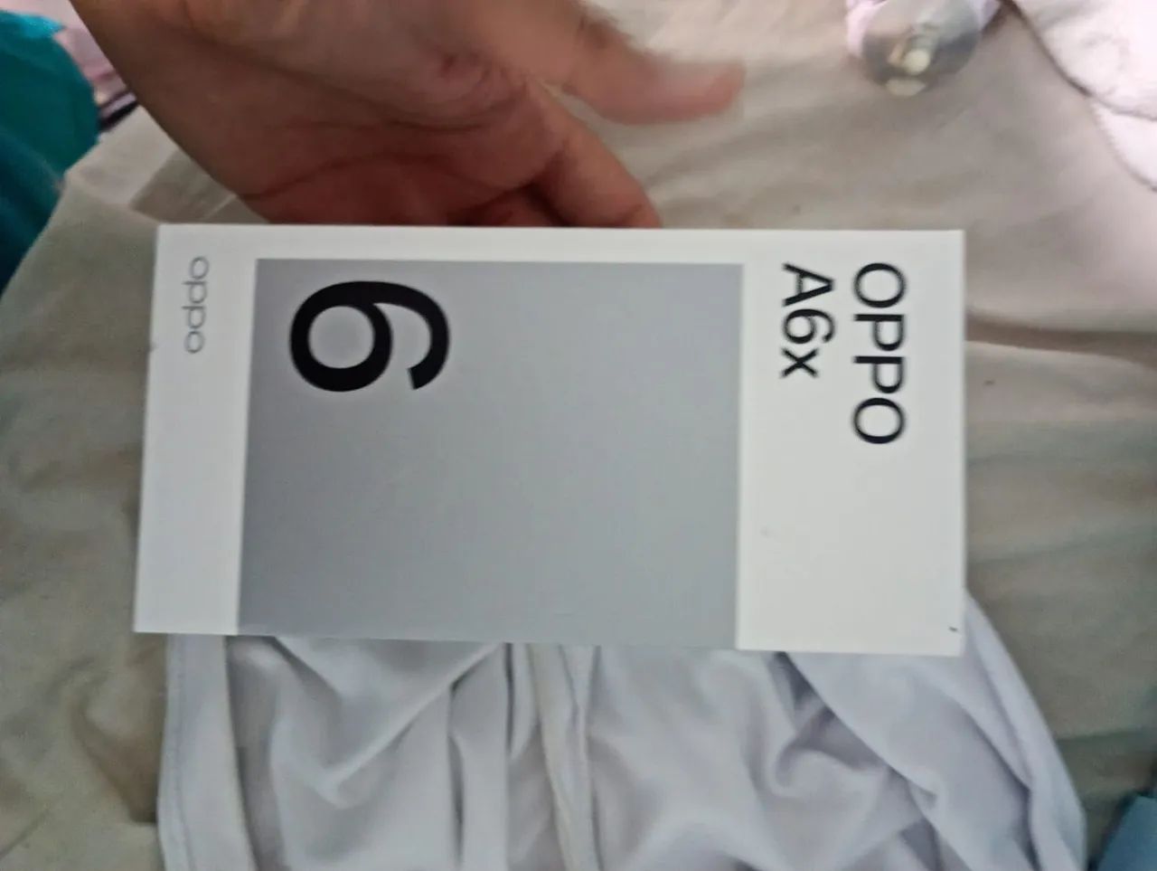Celular oppo novo na caixa 1 mês de uso sem marca nenhuma zero  - Foto 2