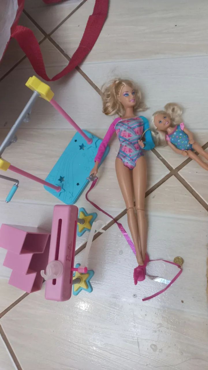 Boneca barbie, professora de ginástica  - Foto 2