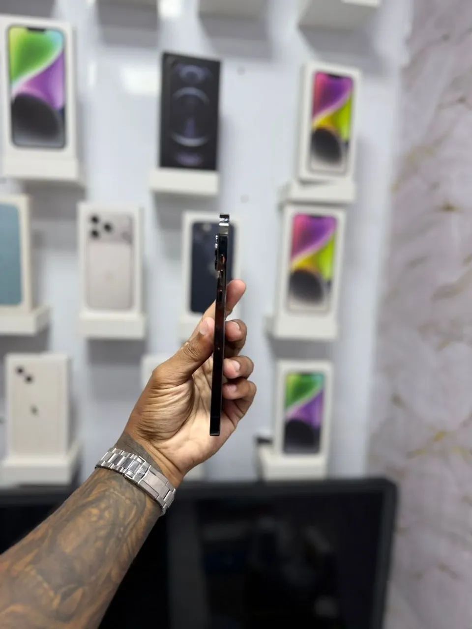 IPHONE 12 PRO MAX 128GB<br>R$ 2.199,00 - Foto 4