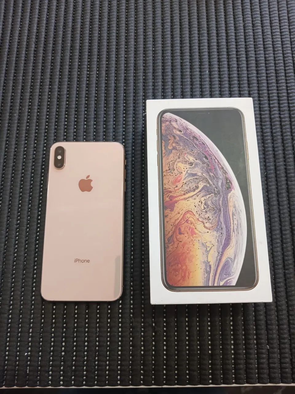 iPhone XS Max Gold 64gb - Foto 2
